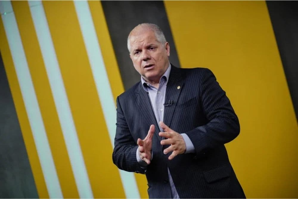 Ex-presidente do INSS é preso pela Polícia Federal