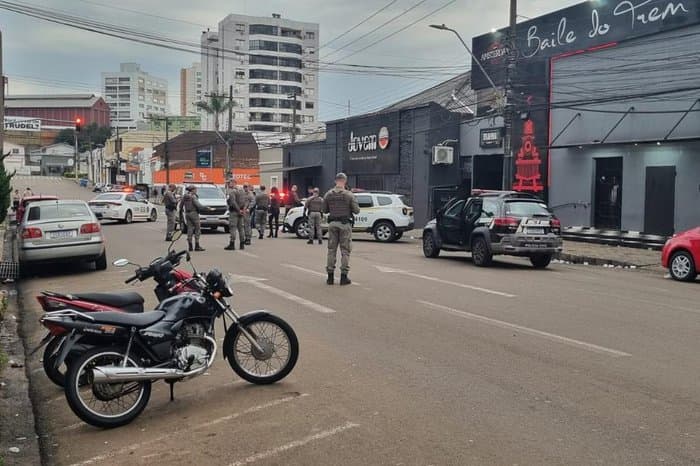 Segurança é morto em frente a boate de Passo Fundo