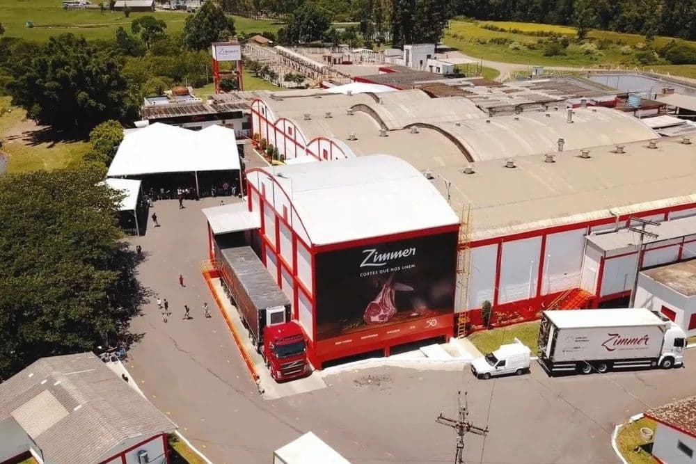 Frigorífico demite 95 funcionários no RS