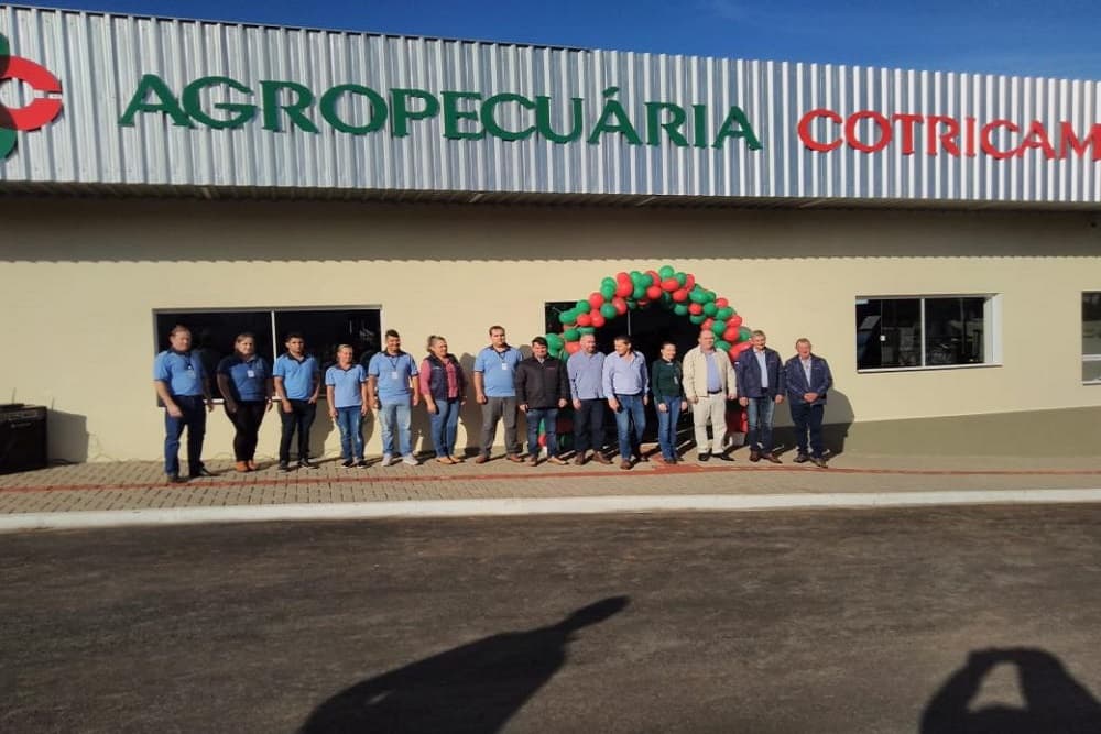 São Martinho: Reinauguração da Loja Agropecuária Cotricampo