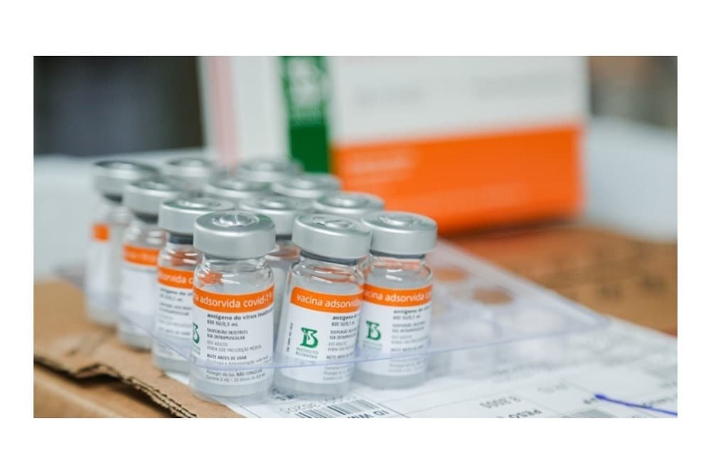 Estado recebe e distribui 242,9 mil doses de vacina contra a Covid-19 nesta sexta-feira