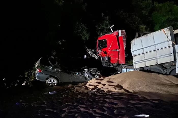 Acidente com cinco veículos deixa dois mortos em Getúlio Vargas