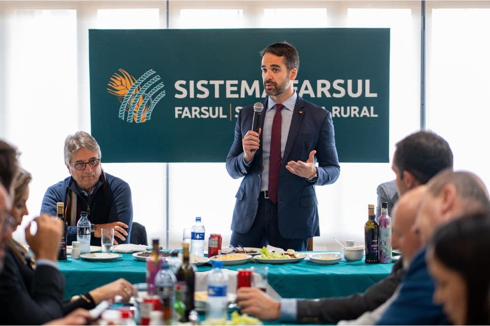 Leite anuncia R$ 150 milhões para apoiar prorrogação de dívidas de produtores rurais