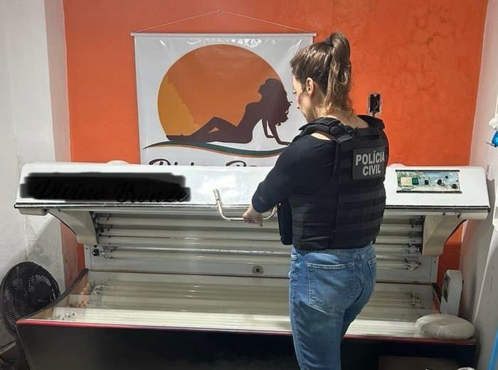 Polícia Civil fecha clínica clandestina de bronzeamento artificial em Viamão
