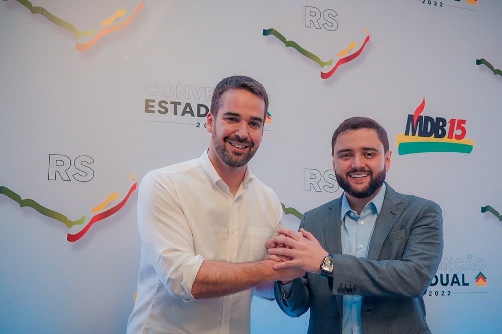 Eduardo Leite é reeleito governador do RS