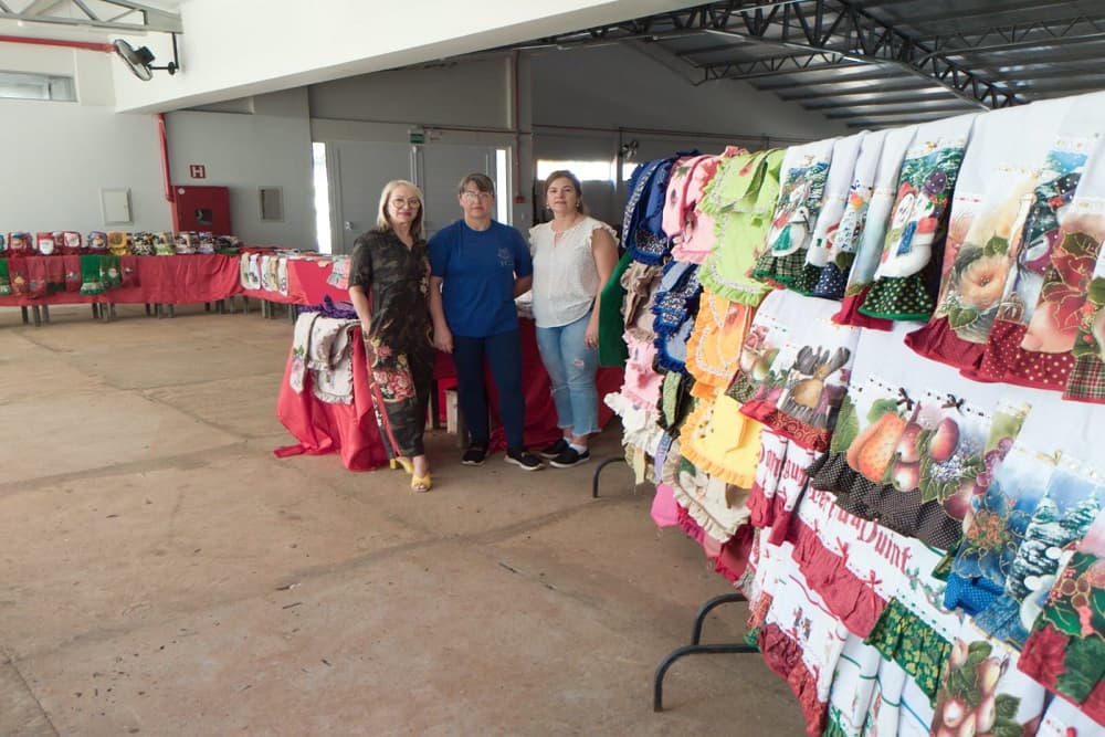 Feira Natalina da APAE de portas abertas