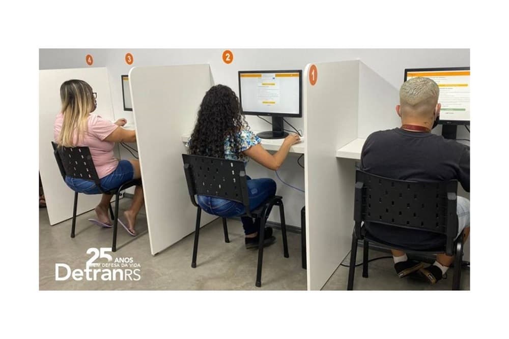 Candidatos com dislexia ou TDAH terão tempo extra para exames teóricos de habilitação