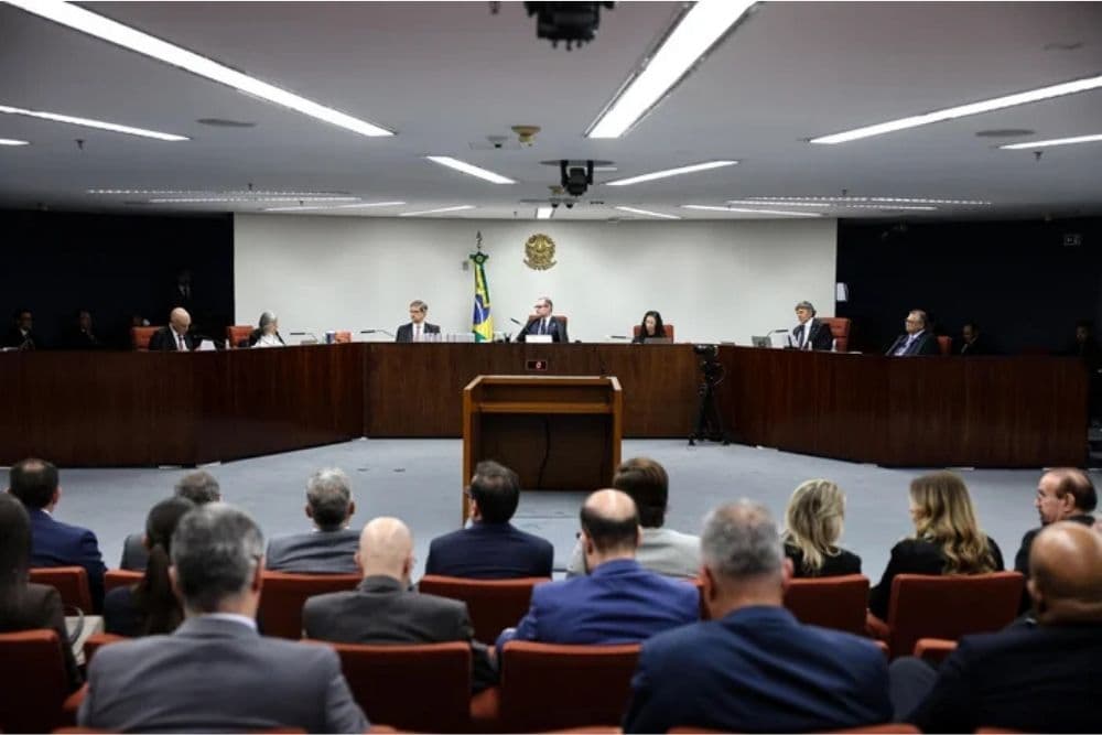 STF condena Bolsonaro por tentativa de golpe de Estado - Veja as penas impostas