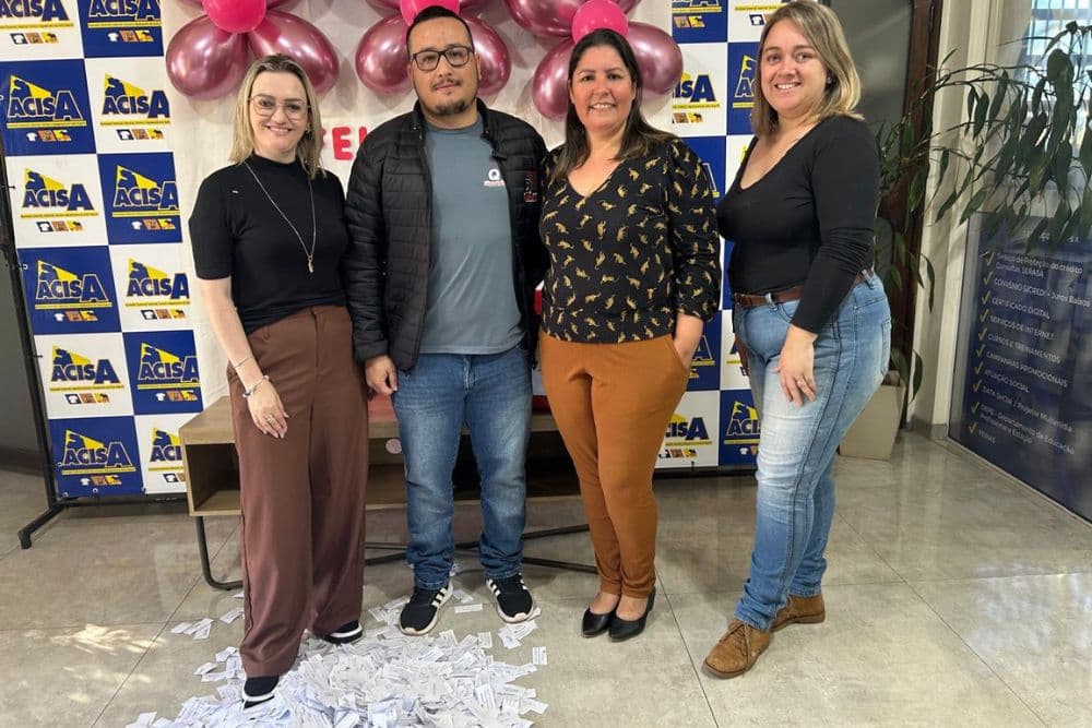 ACISA realiza sorteio da campanha de Dia das Mães