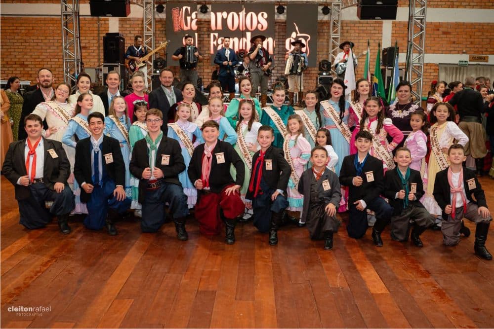 Definida nova gestão de Prendas e Peões da 20ª Região Tradicionalista 2025/2026