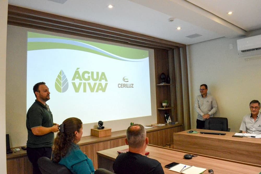 Projeto Água Viva da Ceriluz expandirá ações para escolas da região