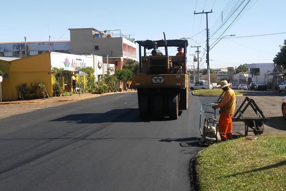 Primeira etapa das obras na Avenida do Comércio deve ser concluída ainda neste mês