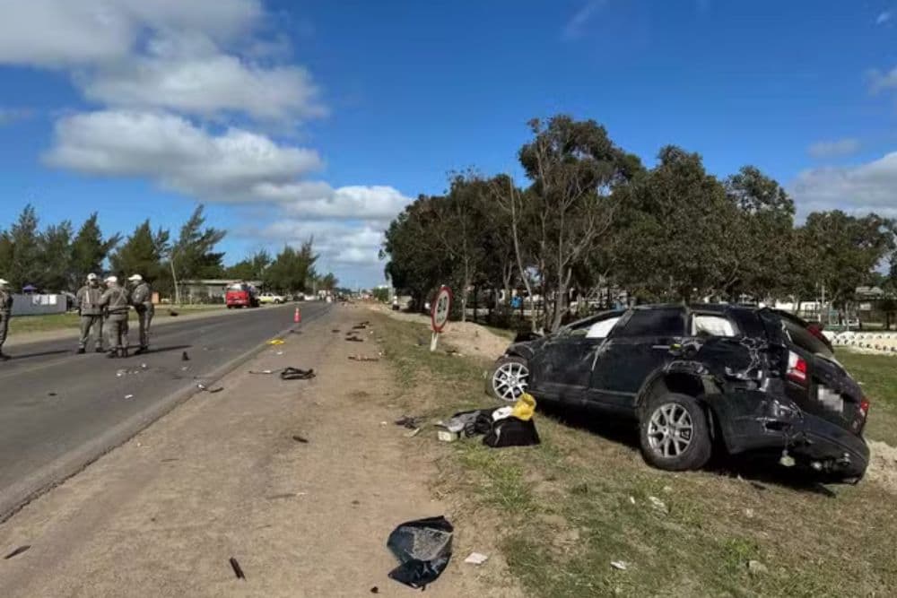 Médico e motociclista morrem em acidente após fuga e perseguição policial em Imbé, diz polícia