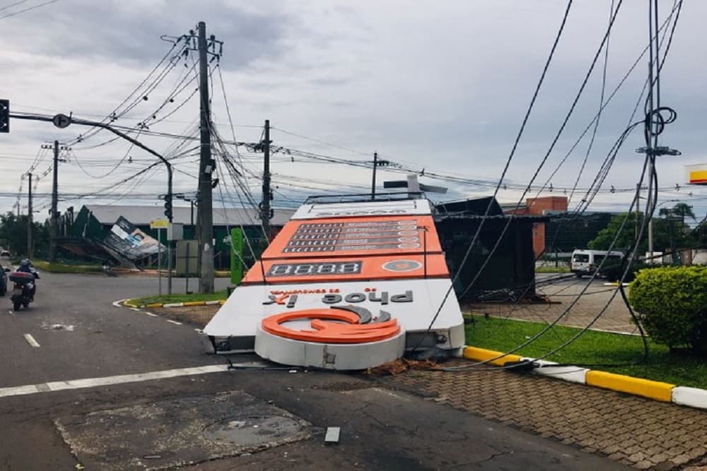 Temporal causa uma morte em Cachoeirinha