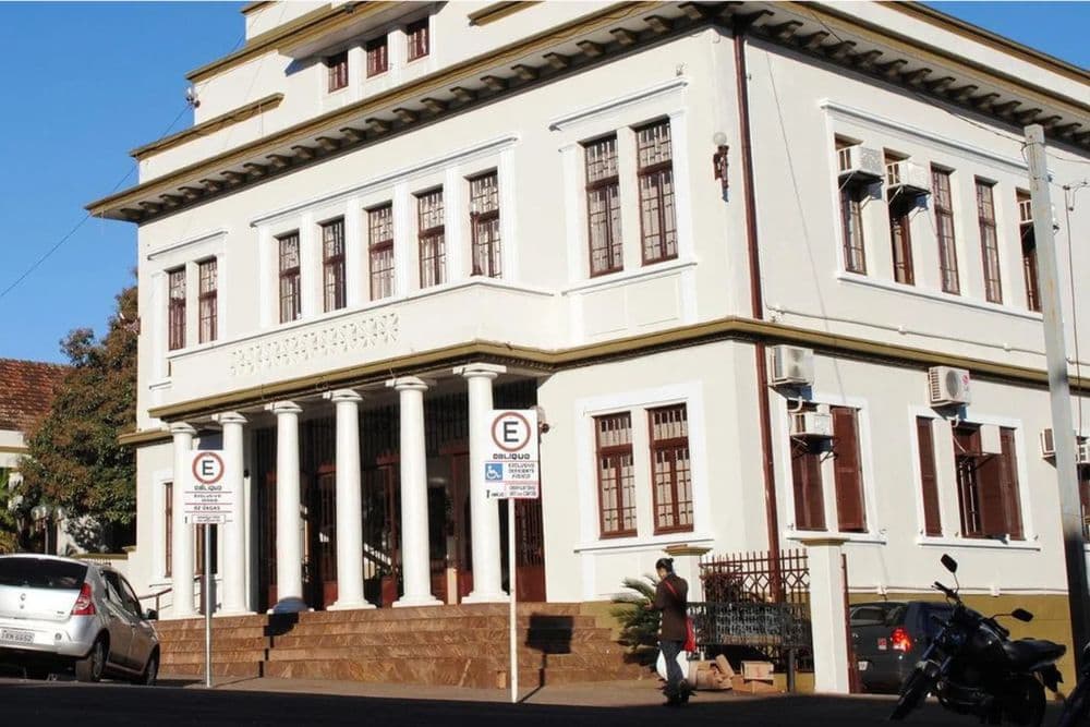 Justiça suspende aumento que criou maior salário de prefeito do RS, em Ijuí