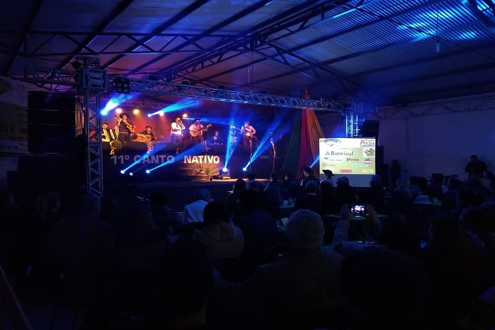 Rádio Querência transmite 14ª Canto Nativo