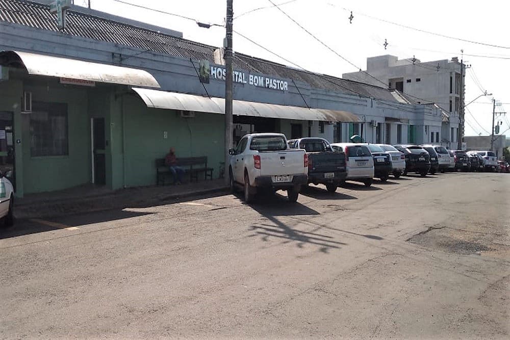 Hospital Bom Pastor tem três pacientes internados na ala covid-19
