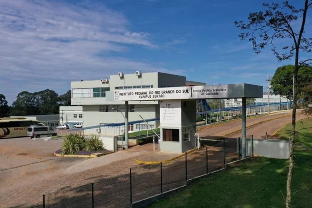 Aluno é preso com arma de fogo no Instituto Federal de Sertão