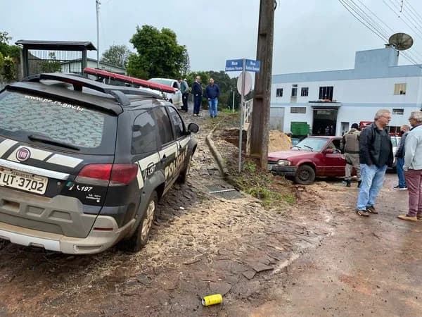 Funcionário da Prefeitura de Palmitinho é morto a tiros