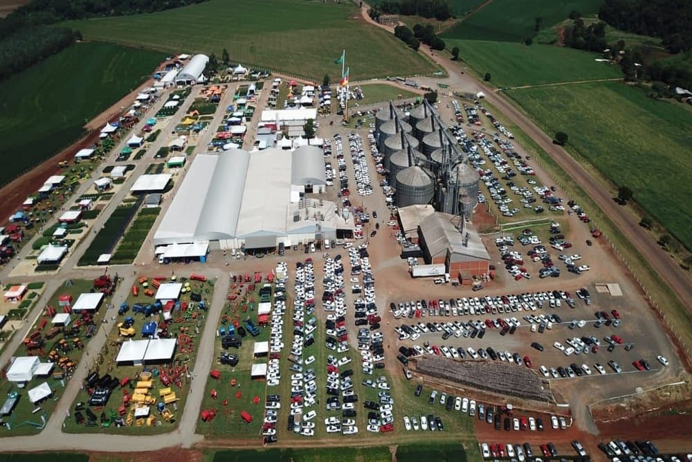 8ª ExpoAgro Cotricampo encerra com sucesso: R$ 374 milhões em negócios e recorde de público