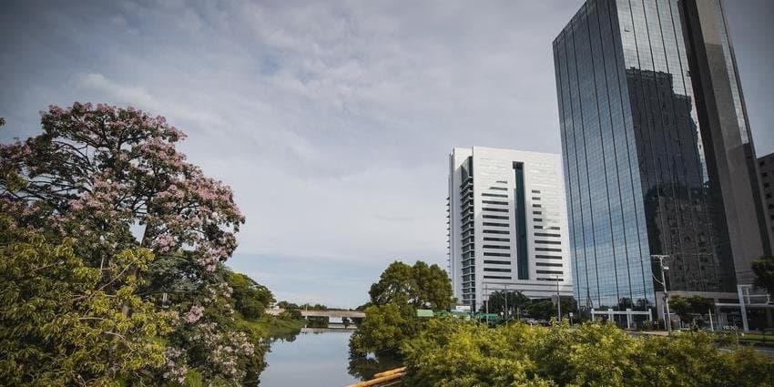 Semana começa com tempo firme e temperaturas amenas no RS