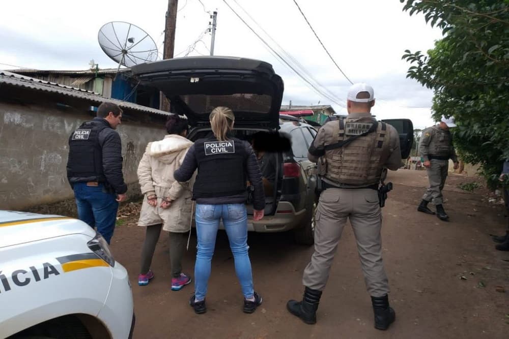 Adolescente apontado como “matador” de facção criminosa é apreendido durante operação policial