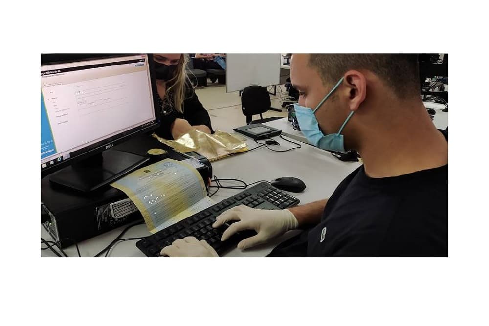 Modelo de carteira de identidade segue sem alterações no Estado nos próximos meses