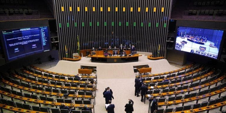 Câmara aprova prorrogação da entrega do Imposto de Renda, com emenda do imposto a pagar