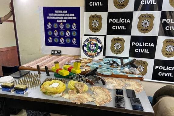 Operação entre polícias do RS e do Uruguai resgata mulher e prende membro de facção foragido