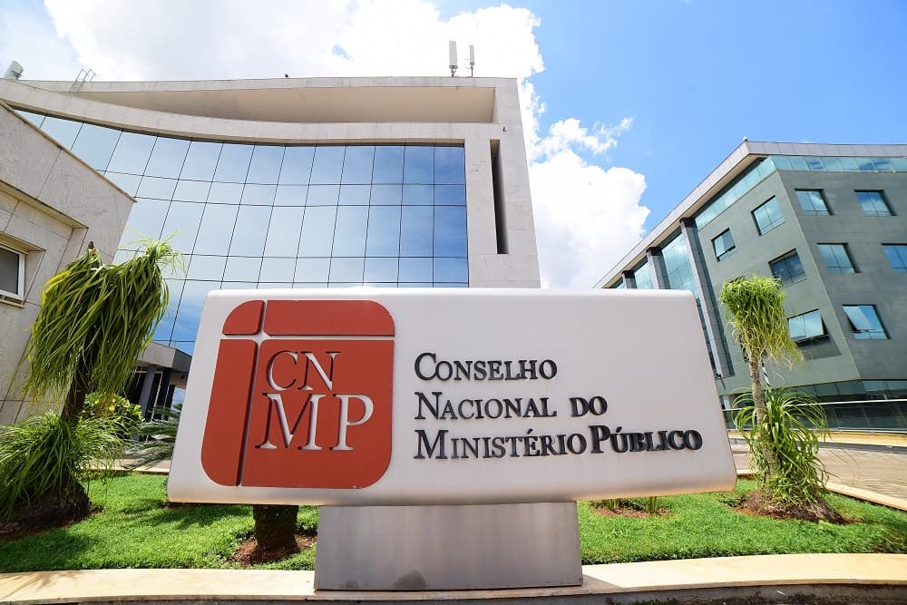 Conselho do MP define aumento de auxílio-moradia de até R$ 10 mil para procuradores
