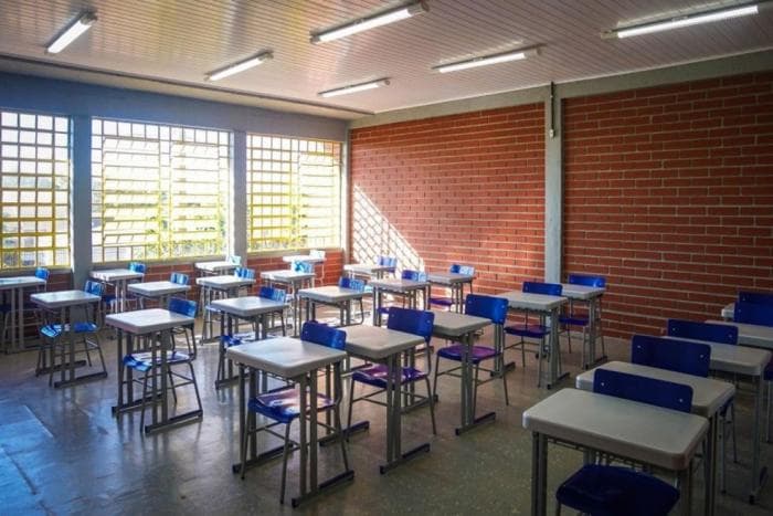 Municípios têm autonomia para suspender aulas