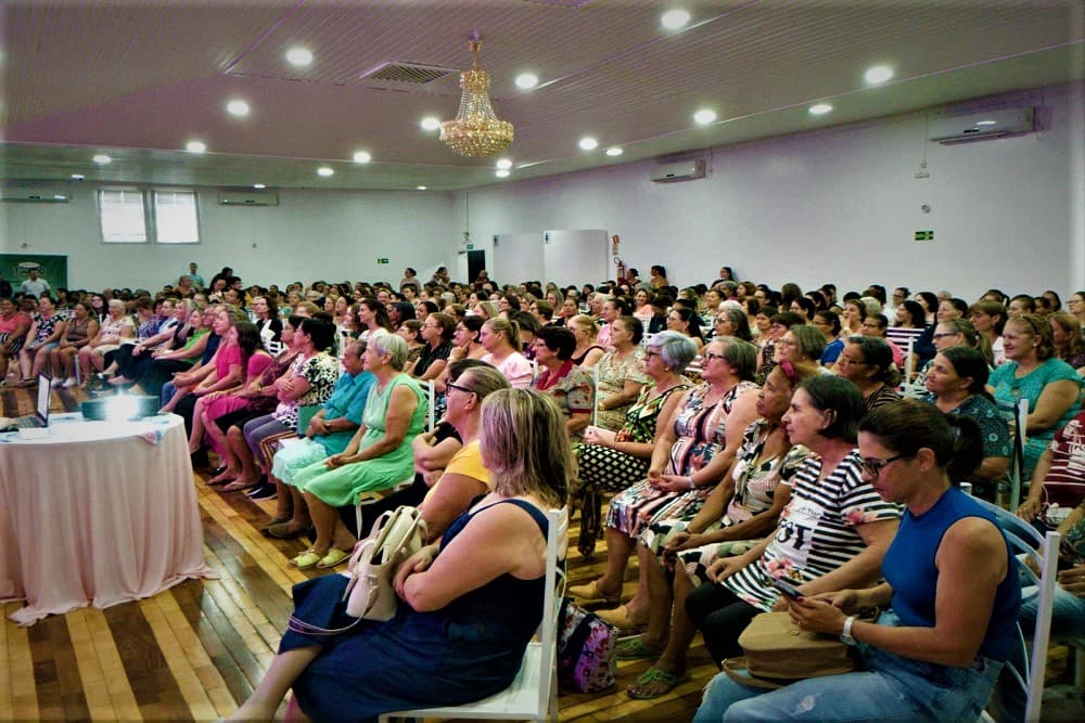 Informação, solidariedade e muita alegria marcaram o Encontro da Mulher Santo-Augustense