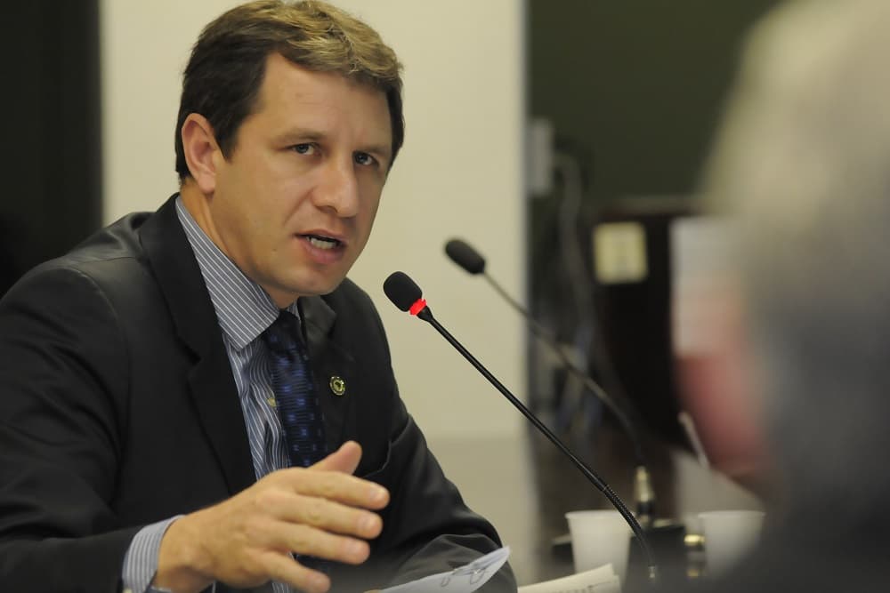 Deputado Ernani Polo está internado para tratamento da Covid-19