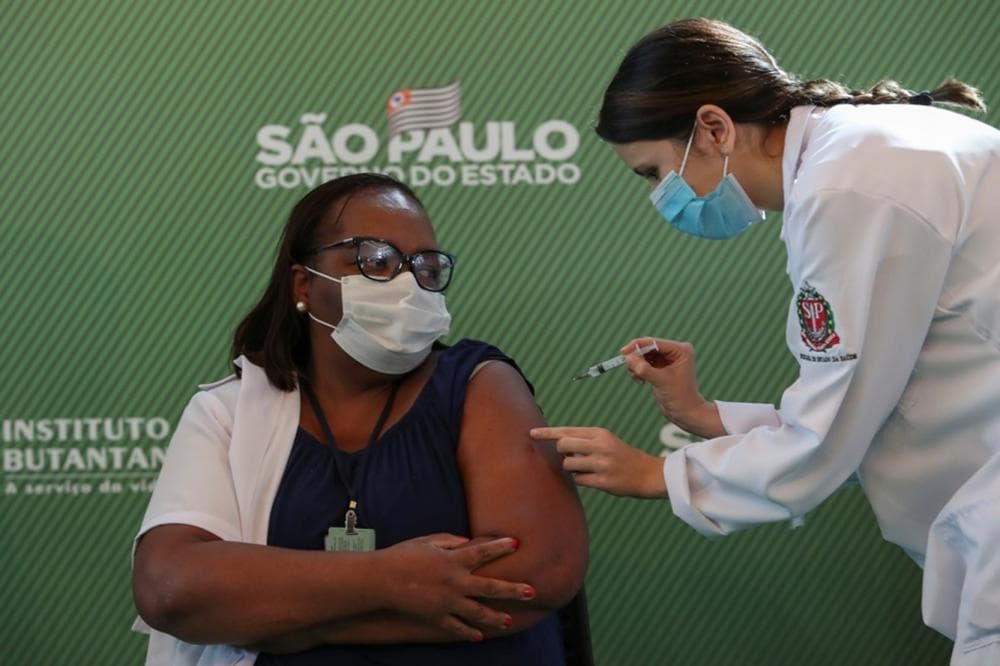 Com autorização da Anvisa para vacinas, RS pode iniciar imunização até quinta-feira (21)