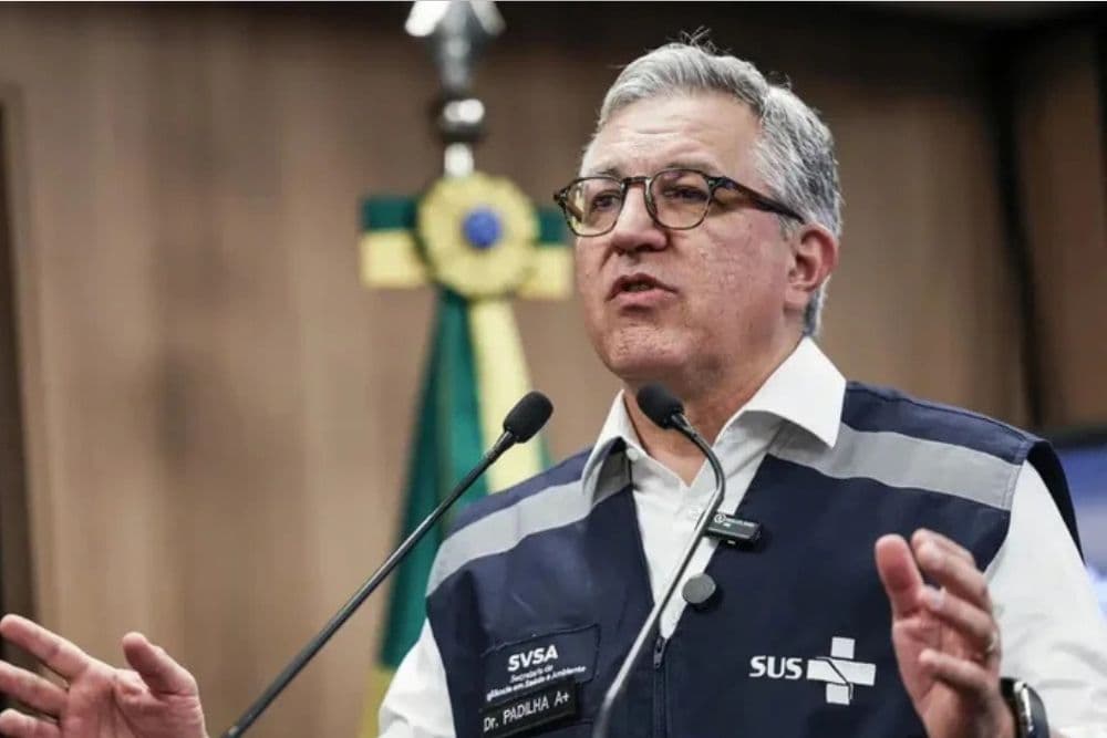Ministro da Saúde diz que vacina contra a dengue deve começar a ser aplicada em janeiro