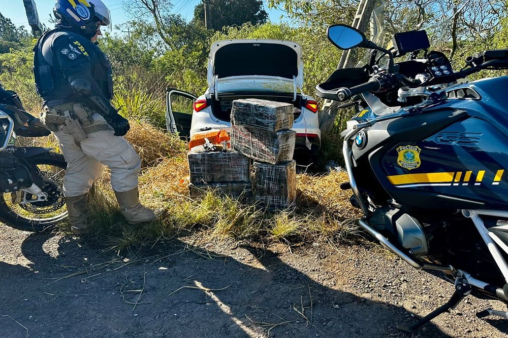 150 quilos de maconha e pistola são apreendidas com traficante na BR 285