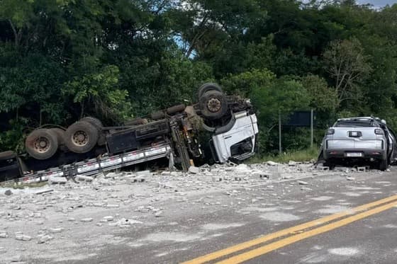 Identificados mãe e filho que morreram em acidente na BR-386, em Carazinho