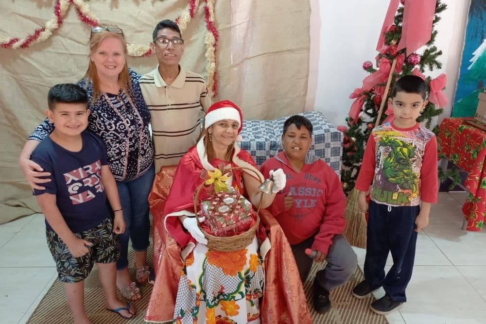 APAE está arrecadando bombons em campanha de Natal