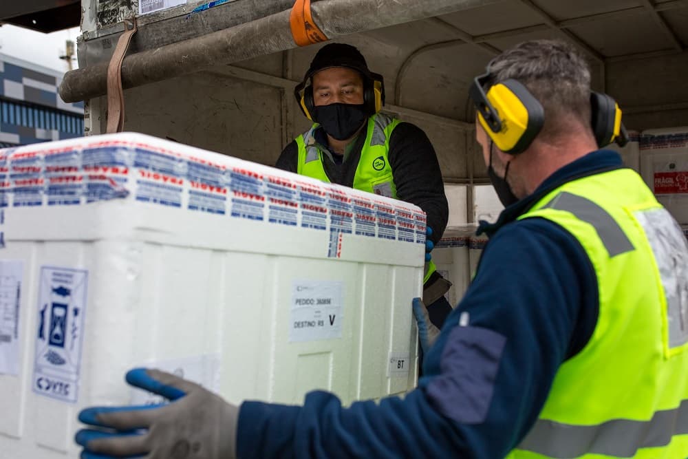 Estado recebe 219,9 mil doses de vacina contra Covid-19