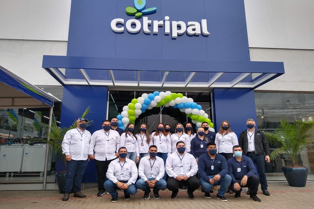 Cotripal inaugura em Santo Augusto