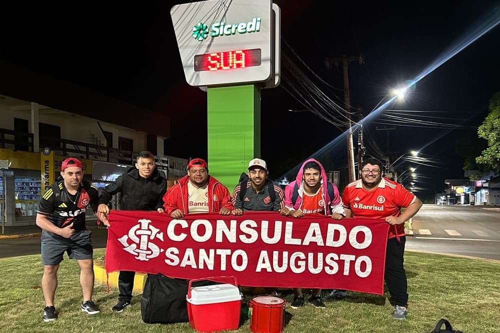 Colorados fazem a festa em Santo Augusto após título sobre o Grêmio