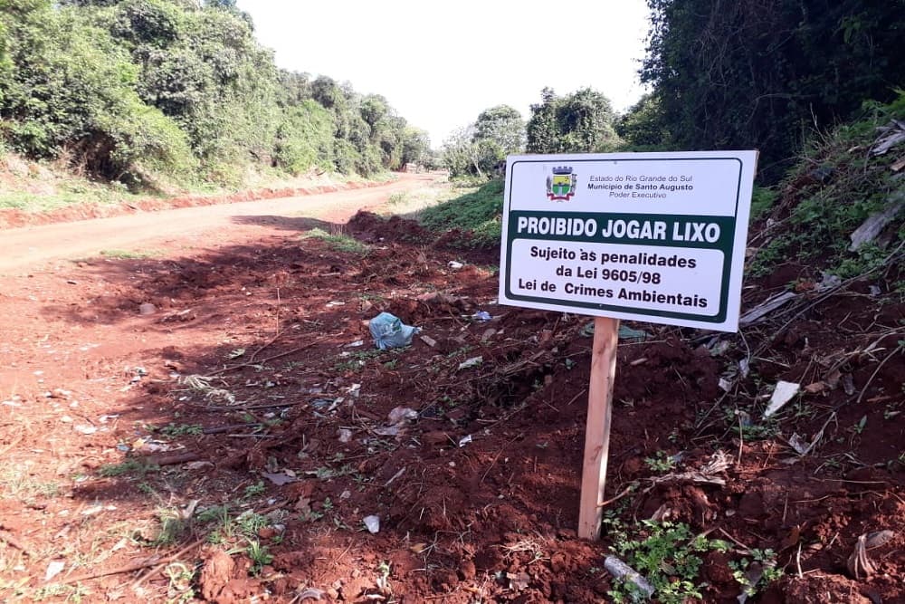 Sedecom sinaliza pontos impróprios para descarte de lixo e pede mais conscientização