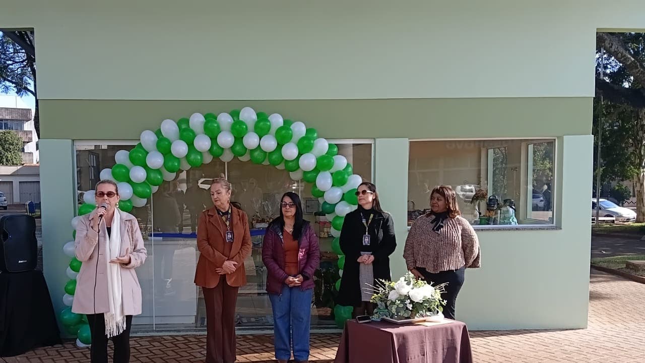 Executivo entrega revitalização da Sala do Centro de Artesanato Municipal