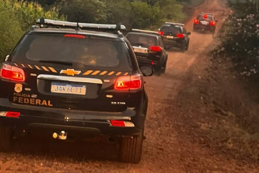 Polícia Federal faz operação contra o contrabando de agrotóxicos