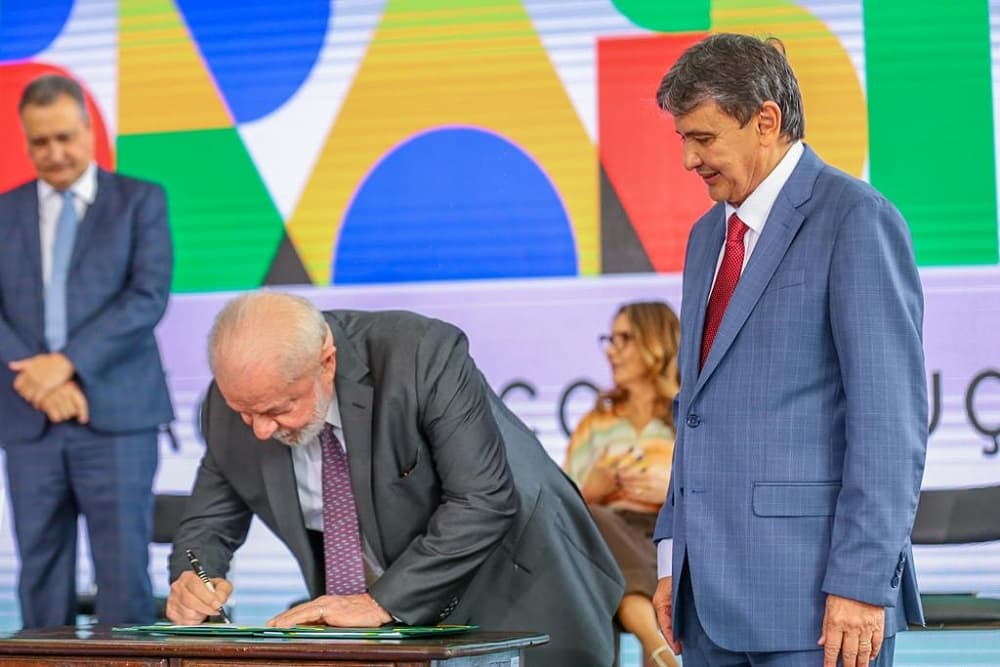 Governo lança novo Bolsa Família com valor mínimo de R$ 600; veja detalhes