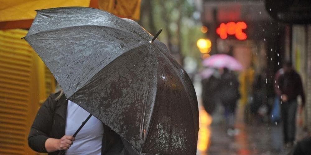 Instabilidade ganha força e terça-feira será de chuva no RS