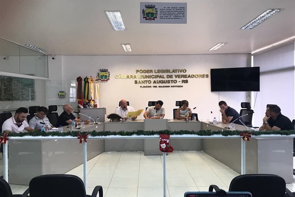 Aprovado projeto que concede reajuste salarial aos agentes públicos e políticos de Santo Augusto