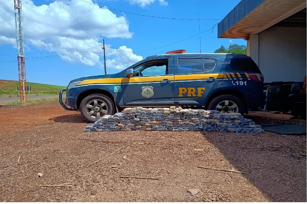 PRF prende argentino transportando mais de 150 quilos de maconha em Seberi