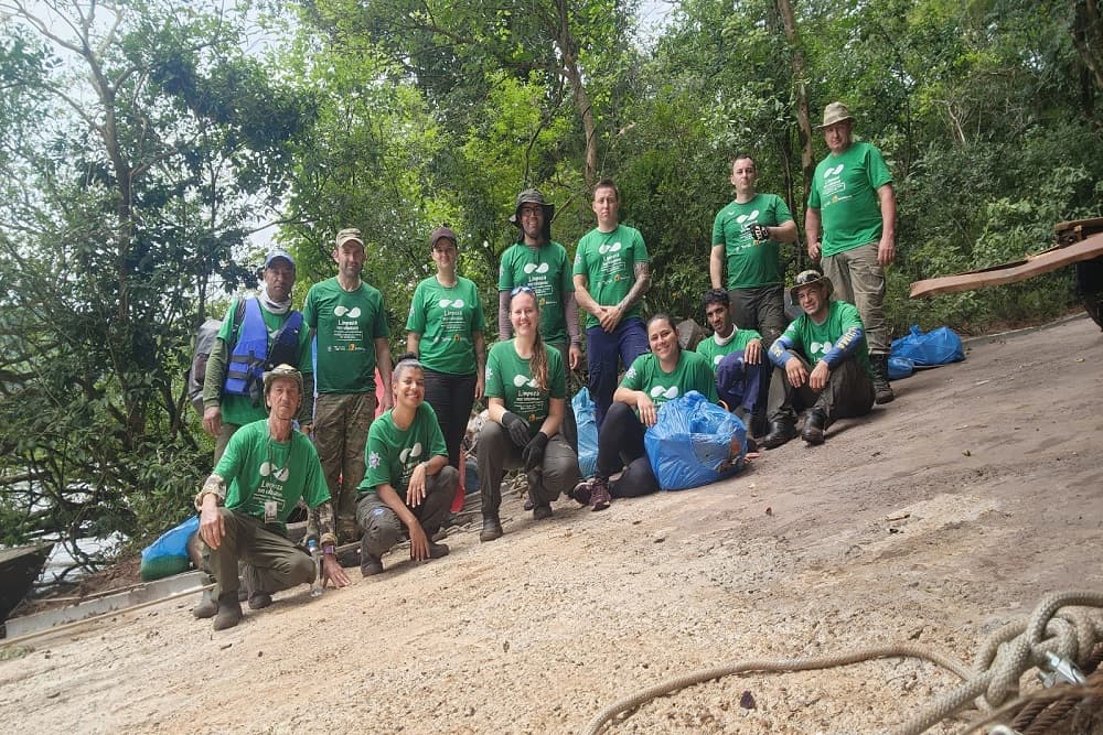 Mais de uma tonelada de lixo é retirado do rio Uruguai no Parque Estadual do Turvo, em Derrubadas