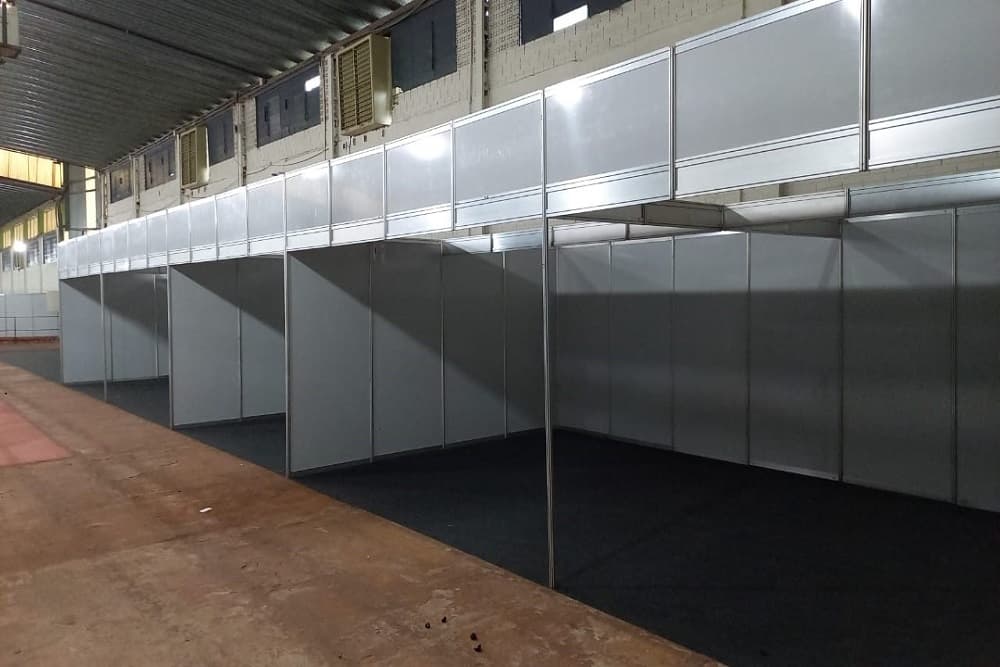 Reta final na montagem dos estandes da EXPOFEST IJUÍ